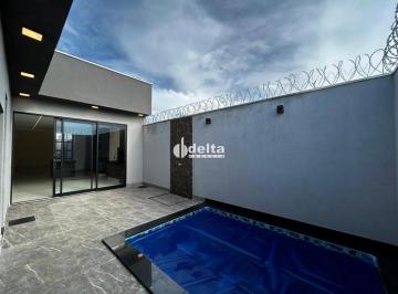 Casa · 250m² · 3 Quartos · 2 Vagas · Casa residencial com 3 quartos sendo 1 suíte disponível para venda no bairro Aclimação em Uberlândia