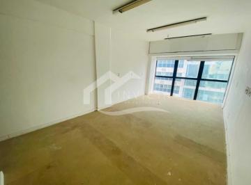 Comercial · 29m² · 1 Vaga · Ótima sala comercial com vaga, que será entregue reformada