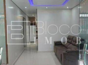 Casa · 200m² · 3 Quartos · 5 Vagas · Casa com 2 quartos sendo 1 suíte + kitnet na Quadra 403 do Recanto das Emas