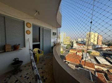 Apartamento · 180m² · 3 Quartos · 1 Vaga · Apartamento de 3 Quartos um sendo suite e com 3 Sacadas Bem Distribuidas em Localizacao Privilegiada