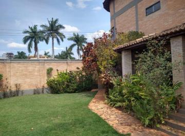 Casa · 390m² · 5 Quartos · 2 Vagas · Casa Padrao a Venda no Jardim Nova Yorque em Aracatuba