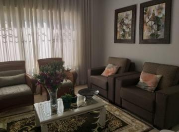 Casa · 260m² · 3 Quartos · 2 Vagas · Residencia de Luxo a venda: 3 Suites, Aquecedor Solar e SPA Inclusos