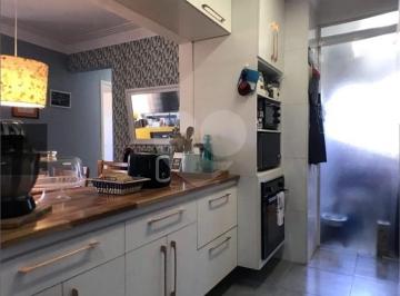 Apartamento · 69m² · 3 Quartos · 1 Vaga · Apartamento com 3 quartos à venda em Centro - SP