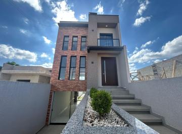 Casa · 245m² · 3 Quartos · 2 Vagas · 
                                TRIPLEX COM ESPAÇO GOURMET - PISCINA E TERRENO AMPLO
              