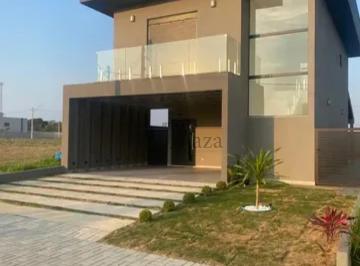 Casa · 250m² · 3 Quartos · 4 Vagas · Casa Condomínio - Eugênio de Mello - Residencial Vereda dos Campos - 250m².