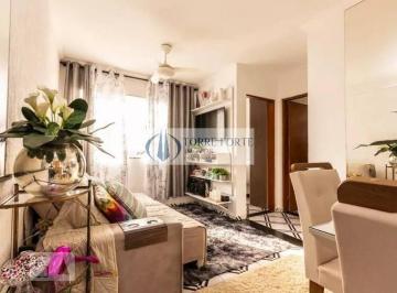 Sala de estar · Lindo apartamento com 2 dormitórios e 1 vaga em Itaquera