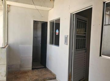 Casa de 2 quartos, Samambaia · Casa de 2 Quartos à Venda – QR 421, Conjunto 07 – Samambaia Norte
Samambaia / Distrito Federal
