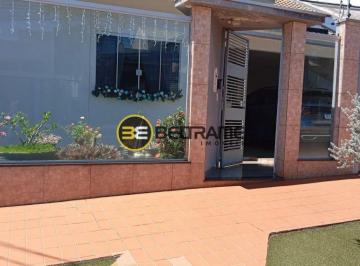 Casa · 209m² · 4 Quartos · 2 Vagas · VENDA | Casa, com 4 dormitórios em Jardim Monte Rei, Maringá