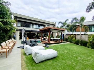 Foto 01 · Casa maravilhosa no M12 na Riviera, 6 suítes, 855,00 m² que oferece todo o conforto e luxo que você 