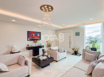 Casa · 261m² · 4 Quartos · 2 Vagas · Casa à venda - em Santa Felicidade