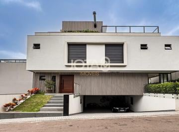 Casa · 300m² · 3 Quartos · 4 Vagas · Casa à venda - em Ahú