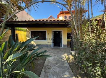 Casa · 258m² · 3 Quartos · 2 Vagas · Casa linear 3 quartos e piscina em Piratininga/Niterói Loteamento Santo Antonio
