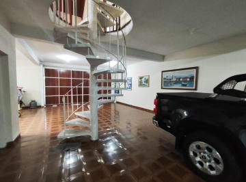 65bd56aa-6dc2-48b7-a44f-59770531eb95 · Elegante casa de vila para venda e locação em Lauzane Paulista com 4 quartos, sendo 3 suítes, 340m²
