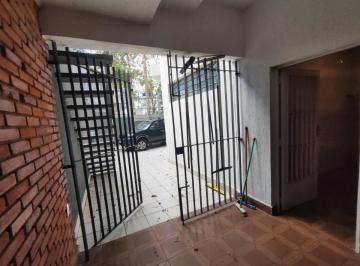 31f47eb1-c540-4c14-97e7-8c1830c7238f · Funcional casa de vila para venda e locação em Lauzane Paulista com 4 quartos, sendo 3 suítes, 340m²
