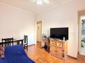 Apartamento · 70m² · 2 Quartos · Apartamento a venda dois dormitórios bairro cidade baixa