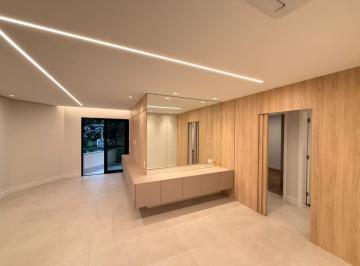 25c8cc5d-f59d-4e89-85fa-dd3736a4ecee · Deslumbrante apartamento para venda em Moema com 3 quartos, sendo 1 suíte, 98m²