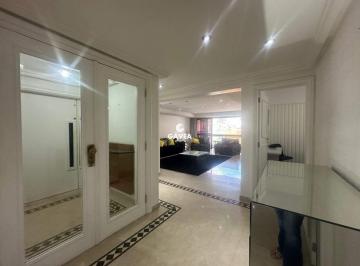 Apartamento · 244m² · 3 Quartos · 3 Vagas · Apartamento à venda no Gonzaga em Santos.