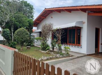 Casa · 142m² · 3 Quartos · Casa à venda com 3 quartos no bairro Mosteiro
