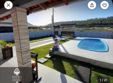 Casa · 2 Quartos · 1 Vaga · Casa no Campo Bom com Piscina