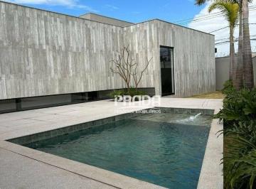896360ad818743166358a5354f6d088f567c4d3c · Casa com 4 quartos à venda, 380 m² - Villa dos Ipês - Uberlândia/MG