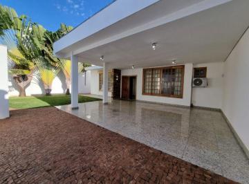 8c5605e909773a39d1d8ed7e05c6d1108d656cb7 · Casa com 3 quartos sendo 1 suíte à venda, 207 m² - Jardim Karaíba - Uberlândia/MG
