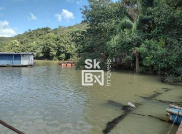 f5849b543c5cff5e9e885290c8e27a1c71fe057f · Rancho à venda com Tablado às margens Represa de Miranda - Indianópolis/MG .