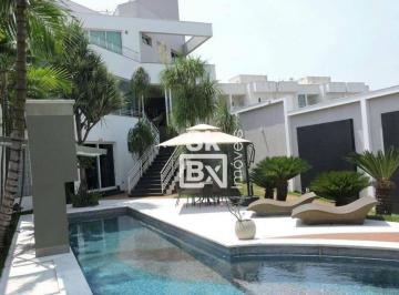 ff6664784c5b62482953cb141a33491663c6b4f5 · Casa alto padrão com 6 quartos sendo 5 suítes à venda, 626 m² - Jardim Colina - Uberlândia/MG