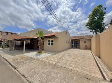 Casa · 230m² · 3 Quartos · 4 Vagas · 
                                CASA AMPLA EM RESIDENCIAL FECHADO  EM SÃO JOSÉ DOS PINHAIS
        