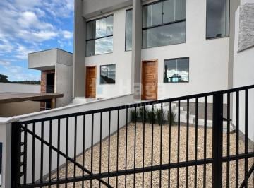 Casa · 62m² · 2 Quartos · 1 Vaga · Sobrado à venda na Limeira em Brusque/SC