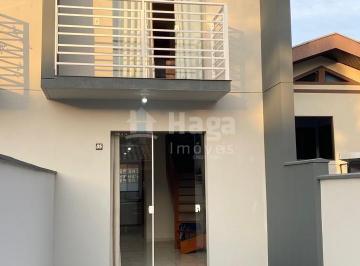 Casa · 70m² · 2 Quartos · 1 Vaga · Sobrado geminado à venda no bairro Dom Joaquim em Brusque/SC