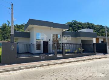 Casa · 133m² · 3 Quartos · 2 Vagas · Casa à venda no bairro Centro em Guabiruba/SC