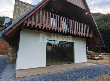 Casa · 136m² · 3 Quartos · 4 Vagas · Chalé à venda em Nova Trento/SC