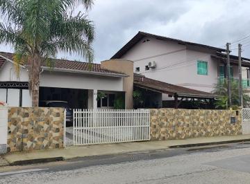 Casa · 112m² · 3 Quartos · 2 Vagas · Casa a venda no bairro Guarani em Brusque/SC