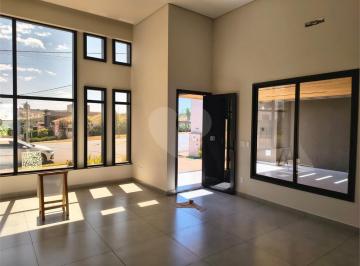 Casa · 200m² · 3 Quartos · 4 Vagas · Condomínio com 3 quartos à venda em Quintas De São José - SP