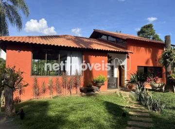 Casa · 243m² · 4 Quartos · 5 Vagas · Casa de condomínio em Nova Lima