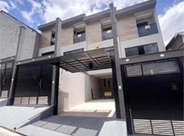 Casa de 2 quartos, São Paulo · Sobrados novos localizados na Vila Mirante no bairro de Pirituba
