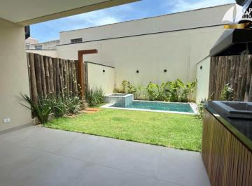 Casa · 180m² · 4 Quartos · 2 Vagas · Casa em Condomínio em Juquehy com 4 Suítes à 400m da praia