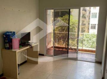 Apartamento · 75m² · 2 Quartos · 1 Vaga · 2 Quartos com Suíte, Vaga na Escritura e Reforma Impecável a 2 Quadras da Praia