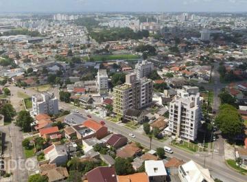 Apartamento · 46m² · 2 Quartos · 1 Vaga · Apartamentos à venda em Capão Raso, Curitiba | 2 quartos com 46 m²