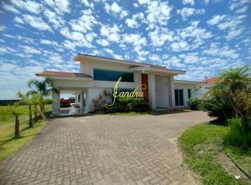 Casa · 500m² · 7 Quartos · 2 Vagas · Casa térrea, com SETE suítes em condomínio fechado