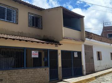 Casa de 4 quartos, São Thomé das Letras ·  Sobrado Residencial no Alto do Cruzeiro, São Thomé das Letras - cod 14