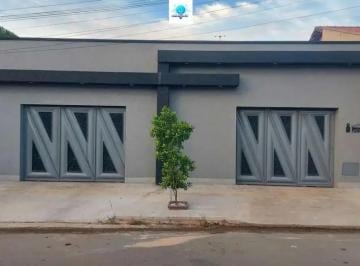 Casa · 200m² · 3 Quartos · 3 Vagas · Casa à venda no bairro Jardim Itaipu - Goiânia/GO