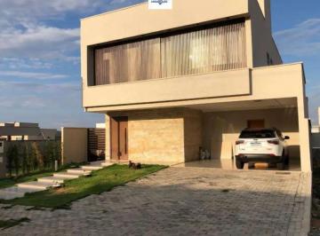 Casa · 360m² · 3 Quartos · 3 Vagas · Casa no Condomínio Jardim Veneza em Senador Canedo