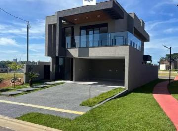 Casa · 213m² · 3 Quartos · 3 Vagas · Casa à venda no bairro Jardins Versalhes em Aparecida de Goiânia/GO