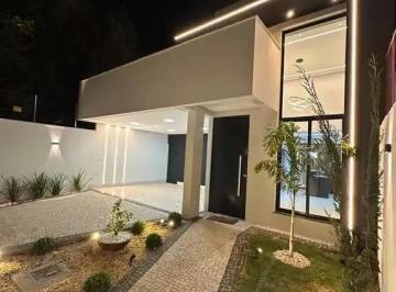 Casa · 122m² · 3 Quartos · 2 Vagas · Casa de Alto Padrão - 3 Quartos (1 Suíte) - Jardim Mirabel - Goiânia/GO