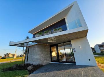 Foto 17 · Luxuosa casa em condomínio à venda no Zen Concept Resort em Xangri-lá-RS: 4 quartos, 4 suítes, 2 sal