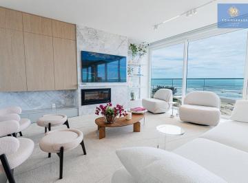 Apartamento · 220m² · 4 Quartos · 2 Vagas · Apartamento Alto Padrão de frente para o mar em Capão da Canoa