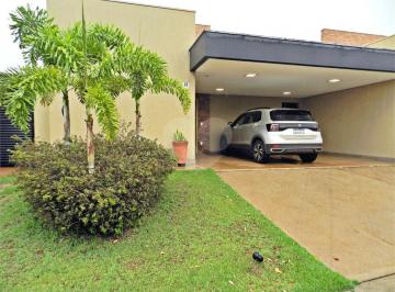 Casa · 156m² · 3 Quartos · 4 Vagas · Condomínio com 3 quartos à venda em Centro - SP
