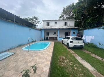 Casa de 3 quartos, Itanhaém · Casa a 50 metros do mar aceitando parcelar entrada de 165 mil em mongaguá