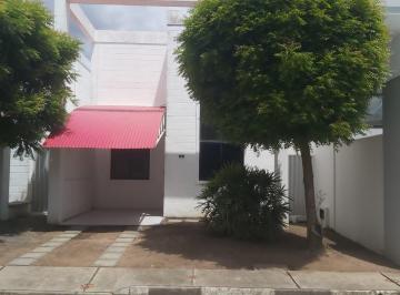 Foto 01 · Casa residencial para Venda em condomínio fechado, Santa Mônica, Feira de Santana, 2 quartos, 1 suít